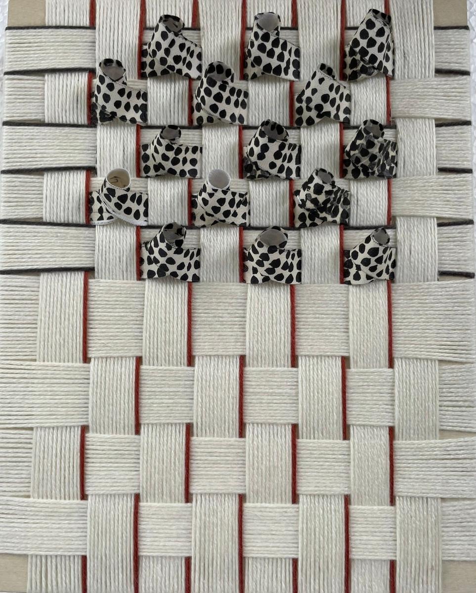 Looping (Polka Dots)