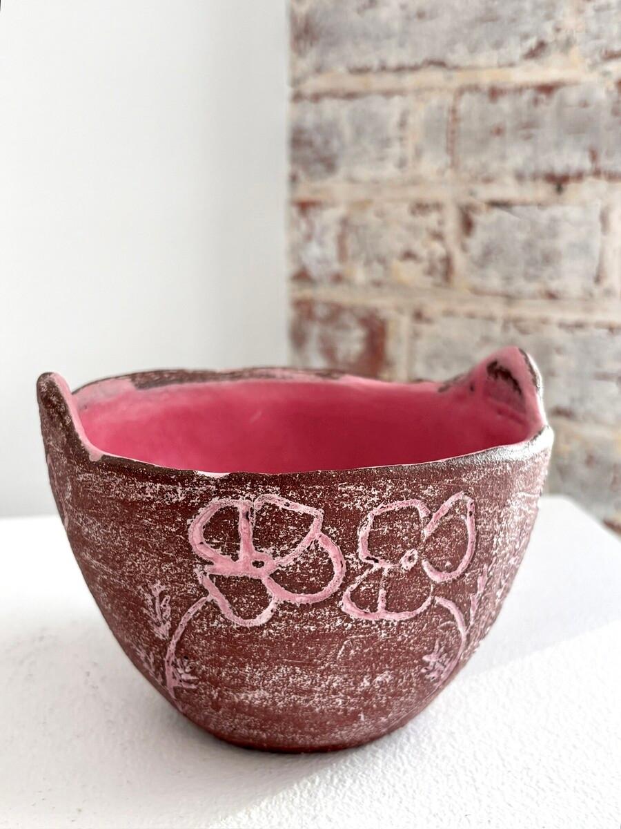 Bowl with Pink Carved Flowers, image 3